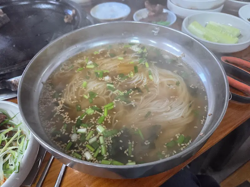 등대식육식당 쌀국수