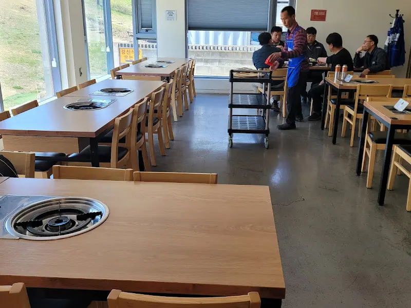 경산식당 내부