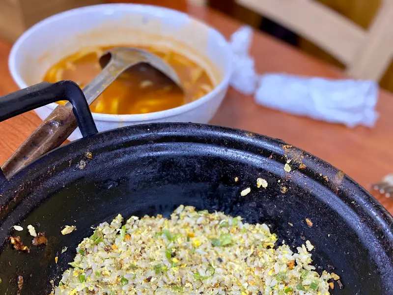 볶음밥은 무조건!