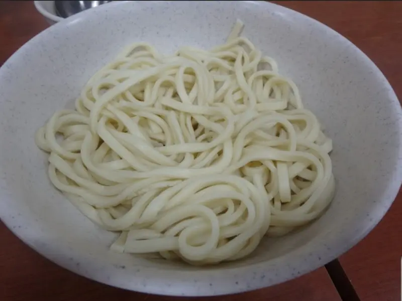탱글탱글 칼국수 면발