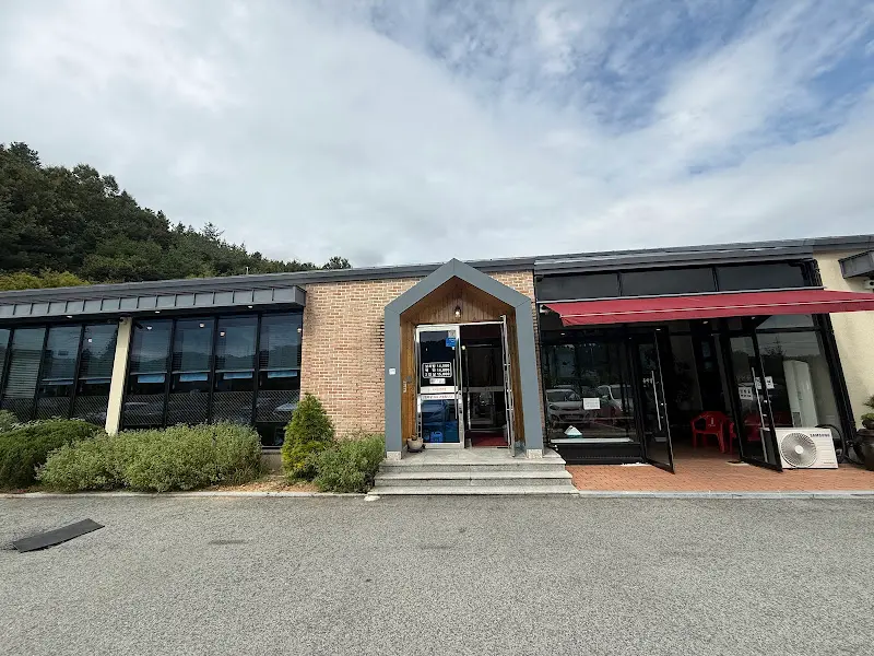 벽오동 외부 전경