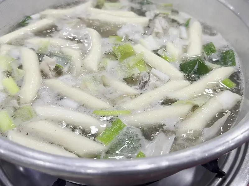 칼국수 사리 추가