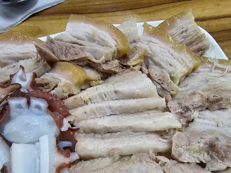 촉촉하고 부드러운 수육의 자태