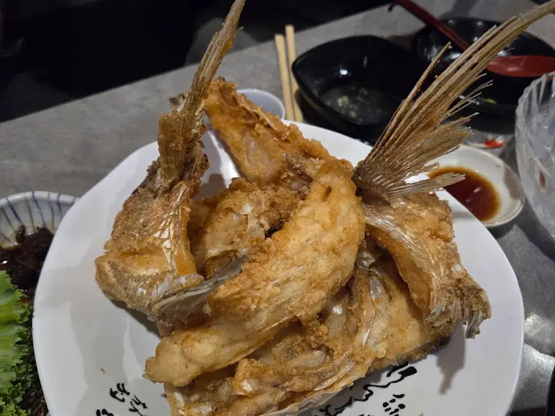 겉은 바삭하고 속은 촉촉한 도미머리튀김