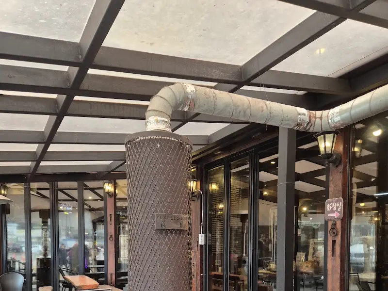 실내 연기 배출 시설