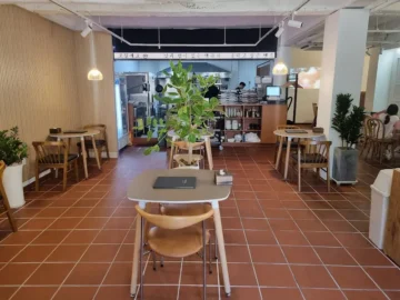 힙하게 맛도 분위기도 찢었다, 청주 성안길 백류가에서 퓨전 한식 맛집 flex 해버렸지 뭐야