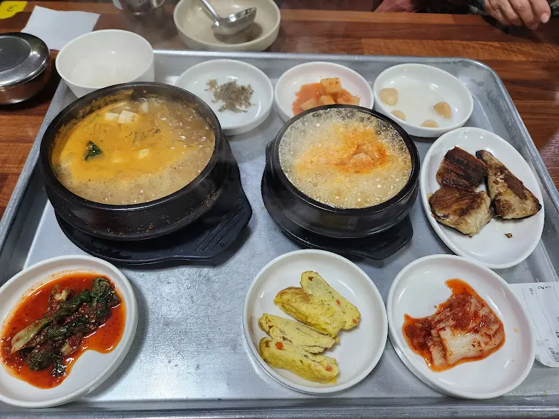 청국장과 순두부찌개