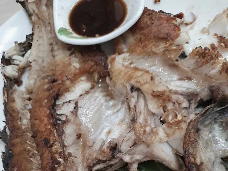 겉은 바삭하고 속은 촉촉한 우럭구이