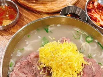 파주에서 맛보는 특별한 칼국수, 교하제면소에서 만나는 뼈칼국수 맛집 지역명 탐험기