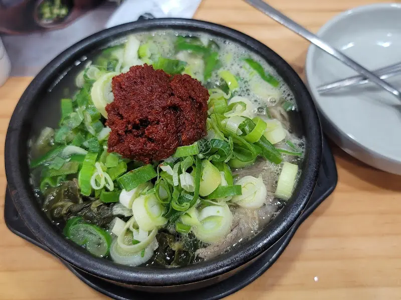 육지사람해장국 해장국 비주얼