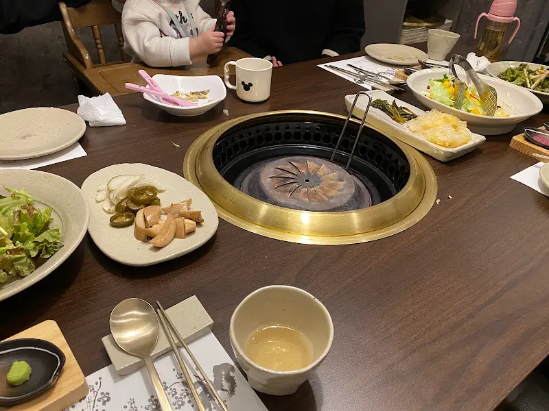 돌솥밥과 된장찌개