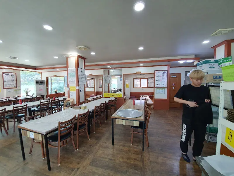 식당 내부 모습