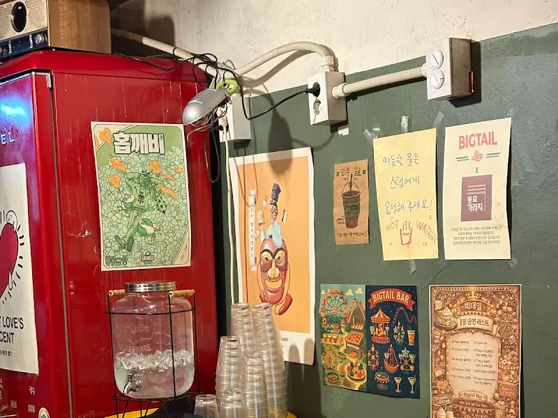 동묘가라지 내부 인테리어