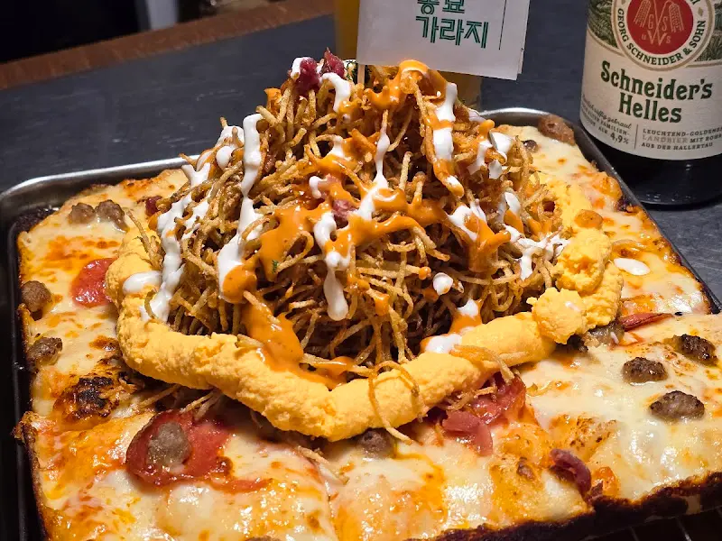 디트로이트 피자 블록버스터