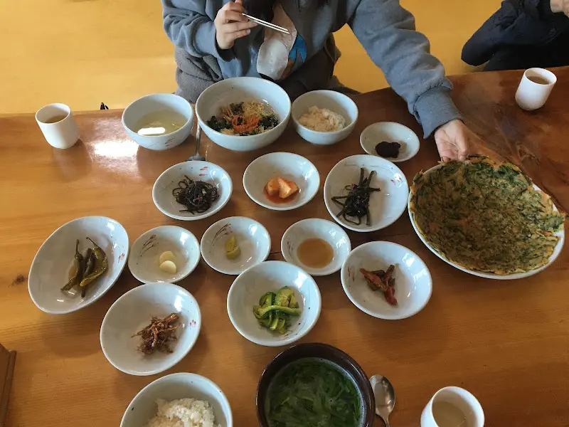 무량원식당 내부 모습