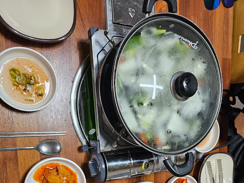 원풍식당 박속밀국낙지탕 전체 상차림