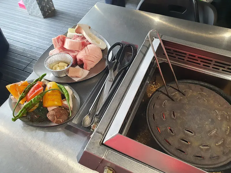 다양한 곁들임 메뉴