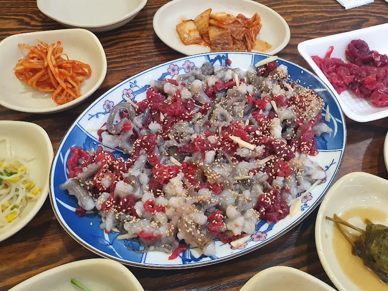 산낙지 탕탕이 한 상 차림