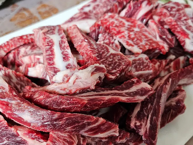 보기만 해도 군침이 도는 갈비살