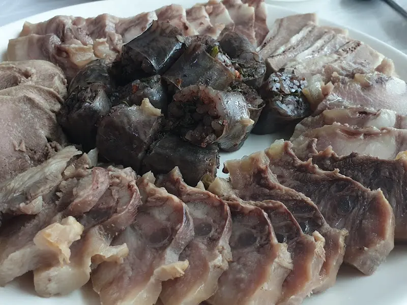 푸짐한 순대와 수육