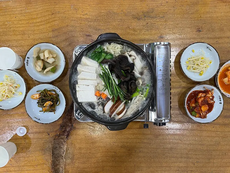 능이버섯 두부전골