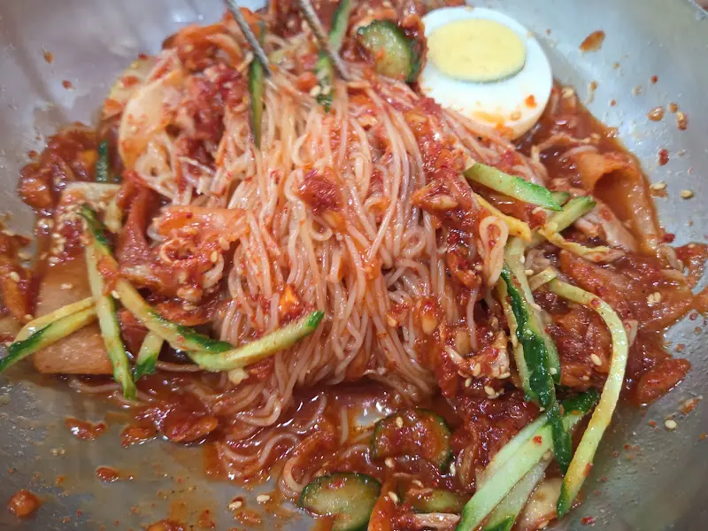 비빔밀면