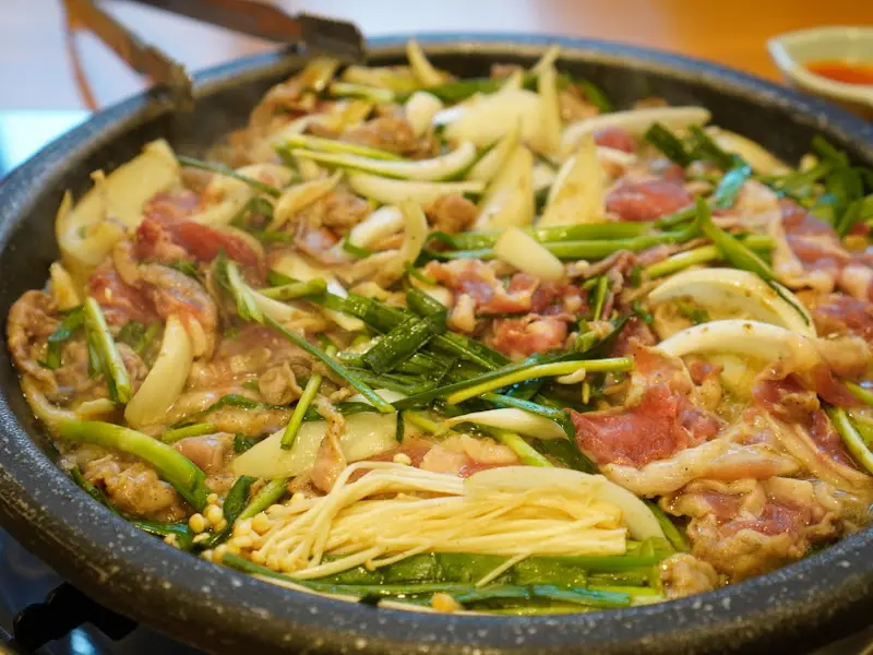 지글지글 익어가는 오리 로스 불고기의 모습