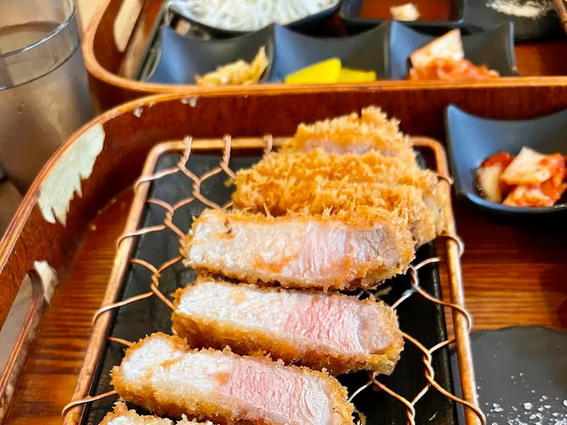 섬세한 카츠 안심 카츠 단면