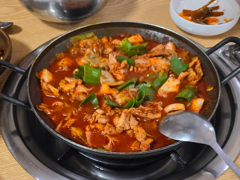 두루치기 비주얼