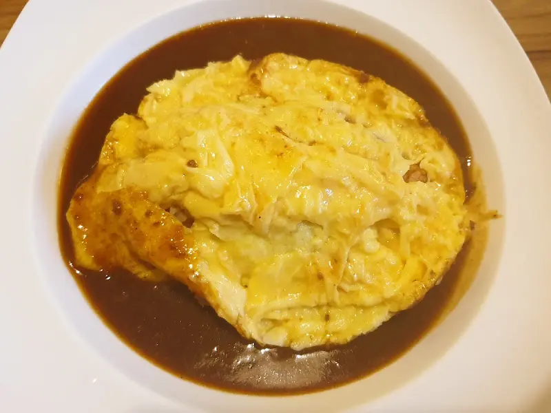 오므라이스 단면