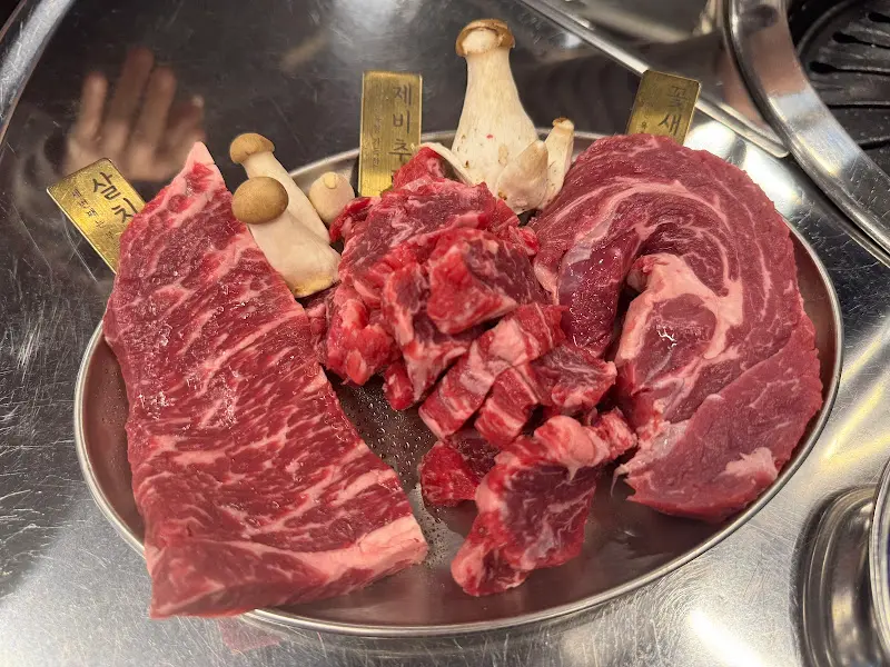 다양한 부위의 소고기 모듬