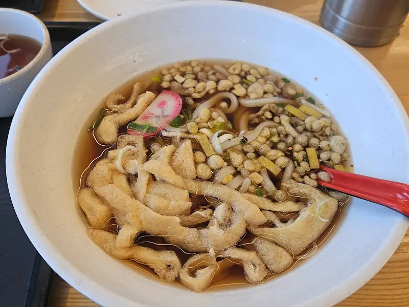 홍익돈까스 우동의 모습