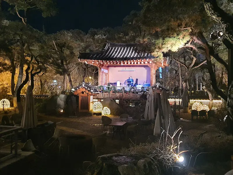 라이브 공연 무대