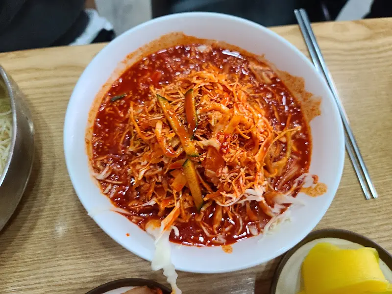 비빔국수