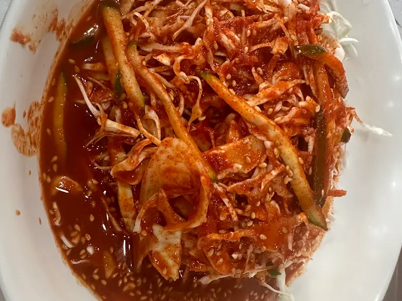 더욱 디테일한 비빔국수