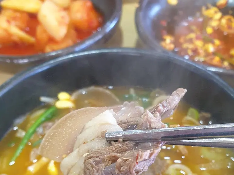 소머리국밥과 반찬