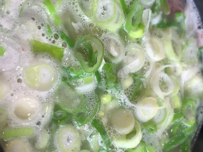 소머리국밥에 듬뿍 들어간 파