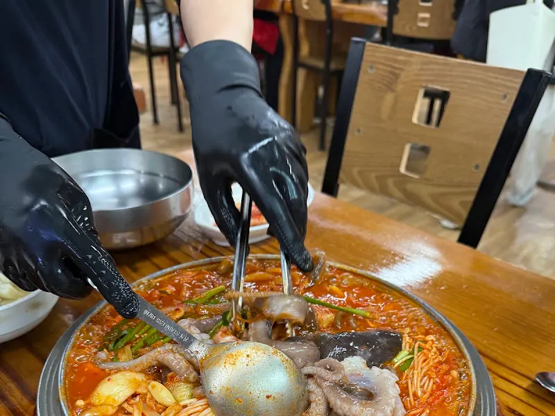 직원분의 능숙한 손길