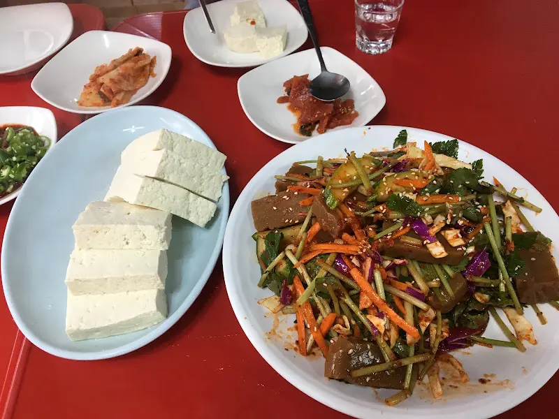 두부김치와 밑반찬