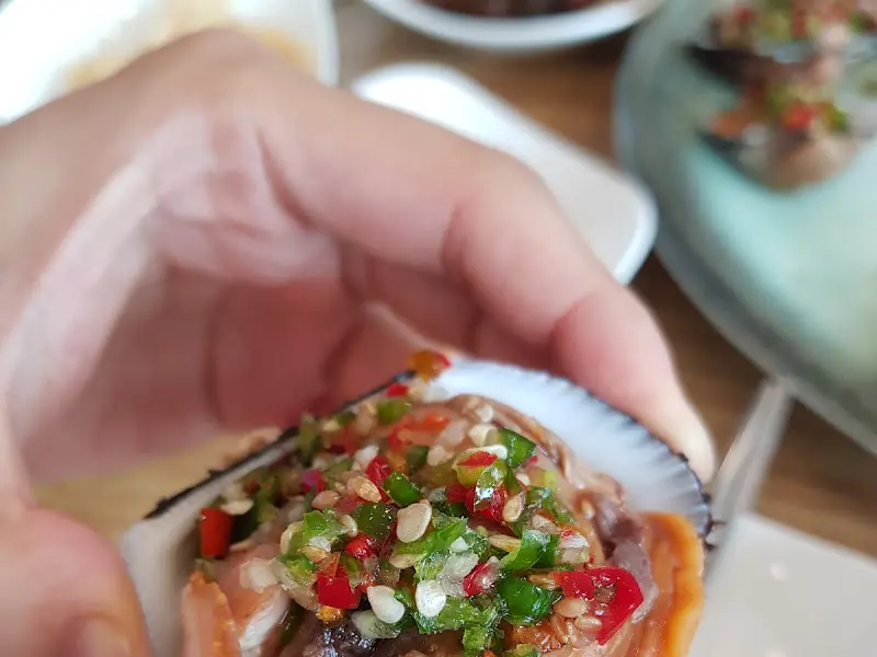 해초류와 함께 먹는 아구