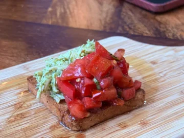 정치적 견해마저 용서되는 압구정 파스타 맛집 미스터리: 맛의 과학적 분석