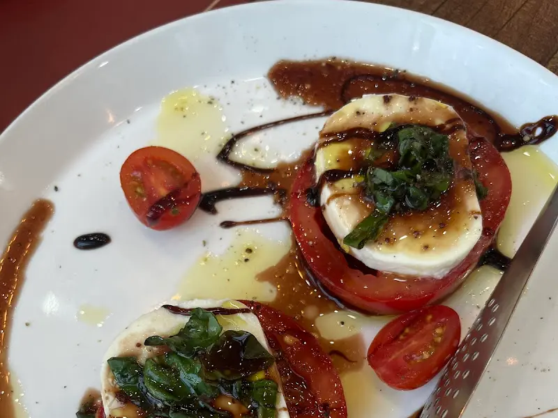 카프레제 샐러드