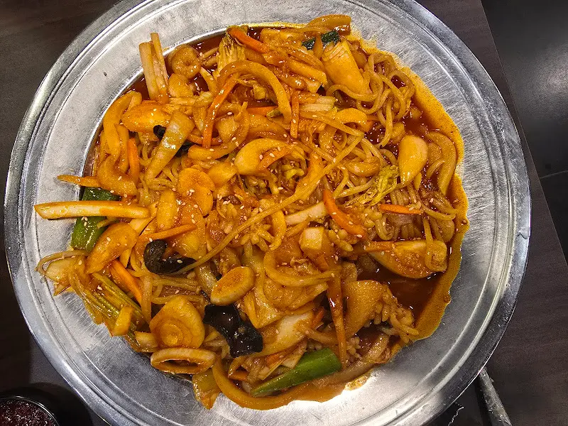 야끼우동 전체 샷