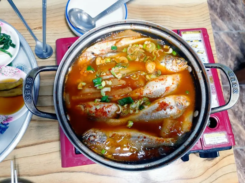 푸짐한 조기매운탕