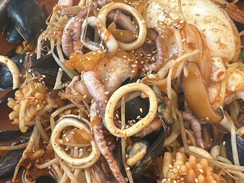해산물이 듬뿍 들어간 짬뽕