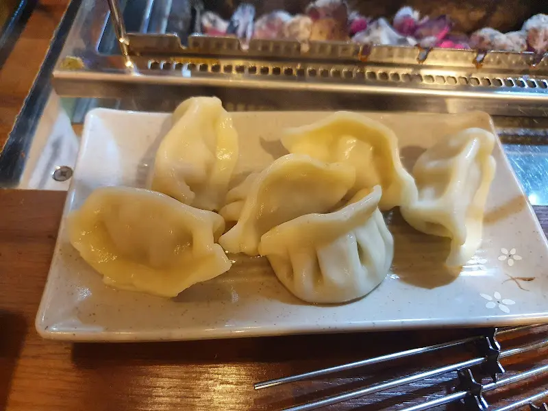 서비스로 제공되는 촉촉한 물만두