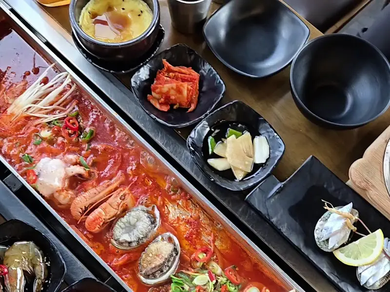 갈치조림과 밑반찬