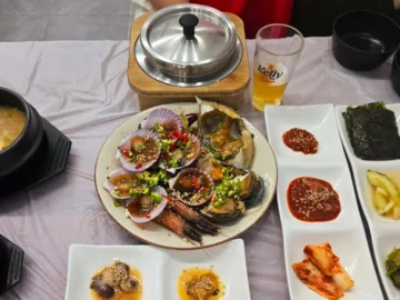 고성 현지인이 추천하는 밥도둑, 본토대가에서 맛보는 간장게장 맛집의 향수