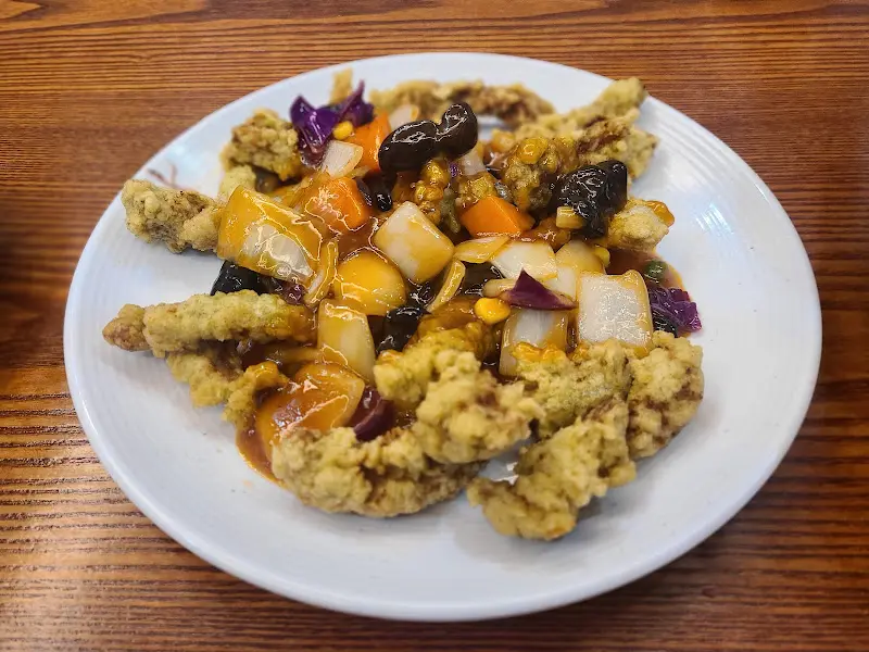 겉은 바삭하고 속은 촉촉한 탕수육