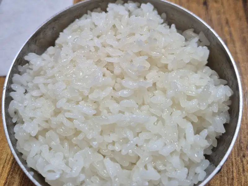 윤기가 흐르는 쌀밥